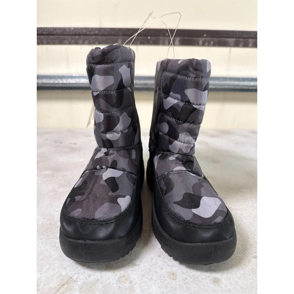 Junior Boys' Comfortable & Stylish Snow Boots - Camouflage, Size 1